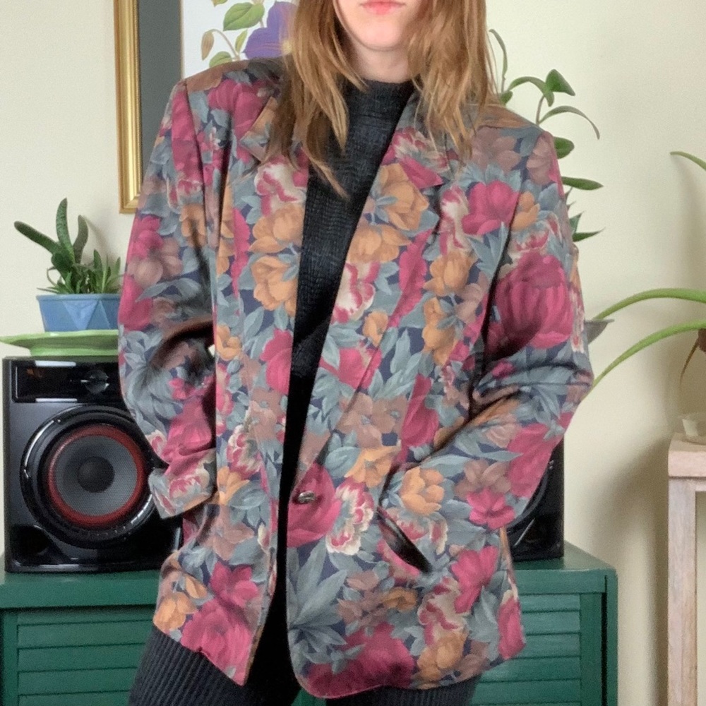 Dark Floral One-Button Blazer